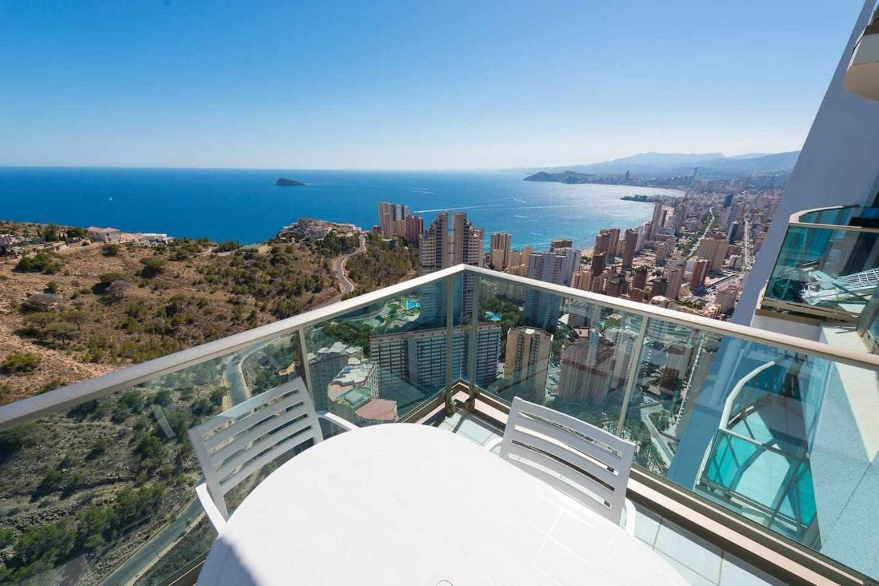 High Rise Apartment On The 39Th Floor With Private Terrace And Sea Views Benidorm Ngoại thất bức ảnh