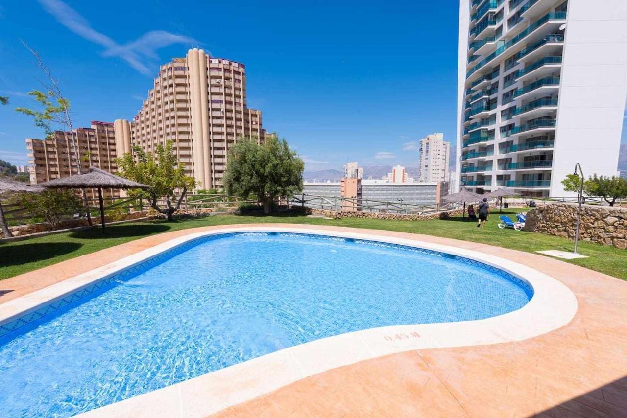 High Rise Apartment On The 39Th Floor With Private Terrace And Sea Views Benidorm Ngoại thất bức ảnh