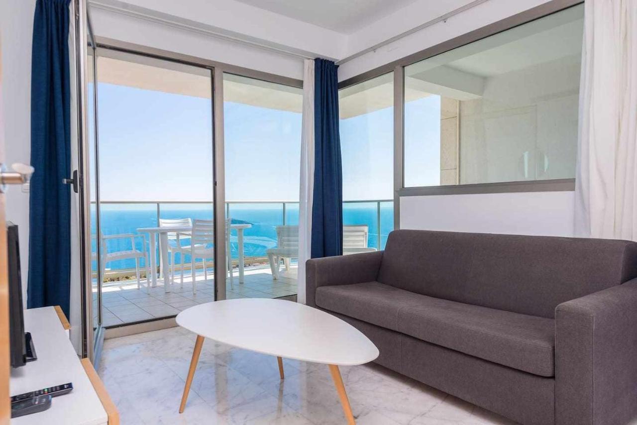 High Rise Apartment On The 39Th Floor With Private Terrace And Sea Views Benidorm Ngoại thất bức ảnh