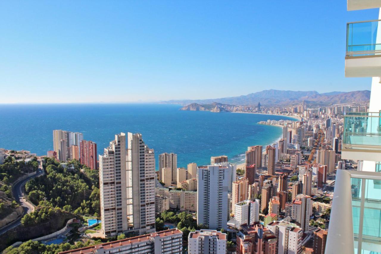 High Rise Apartment On The 39Th Floor With Private Terrace And Sea Views Benidorm Ngoại thất bức ảnh