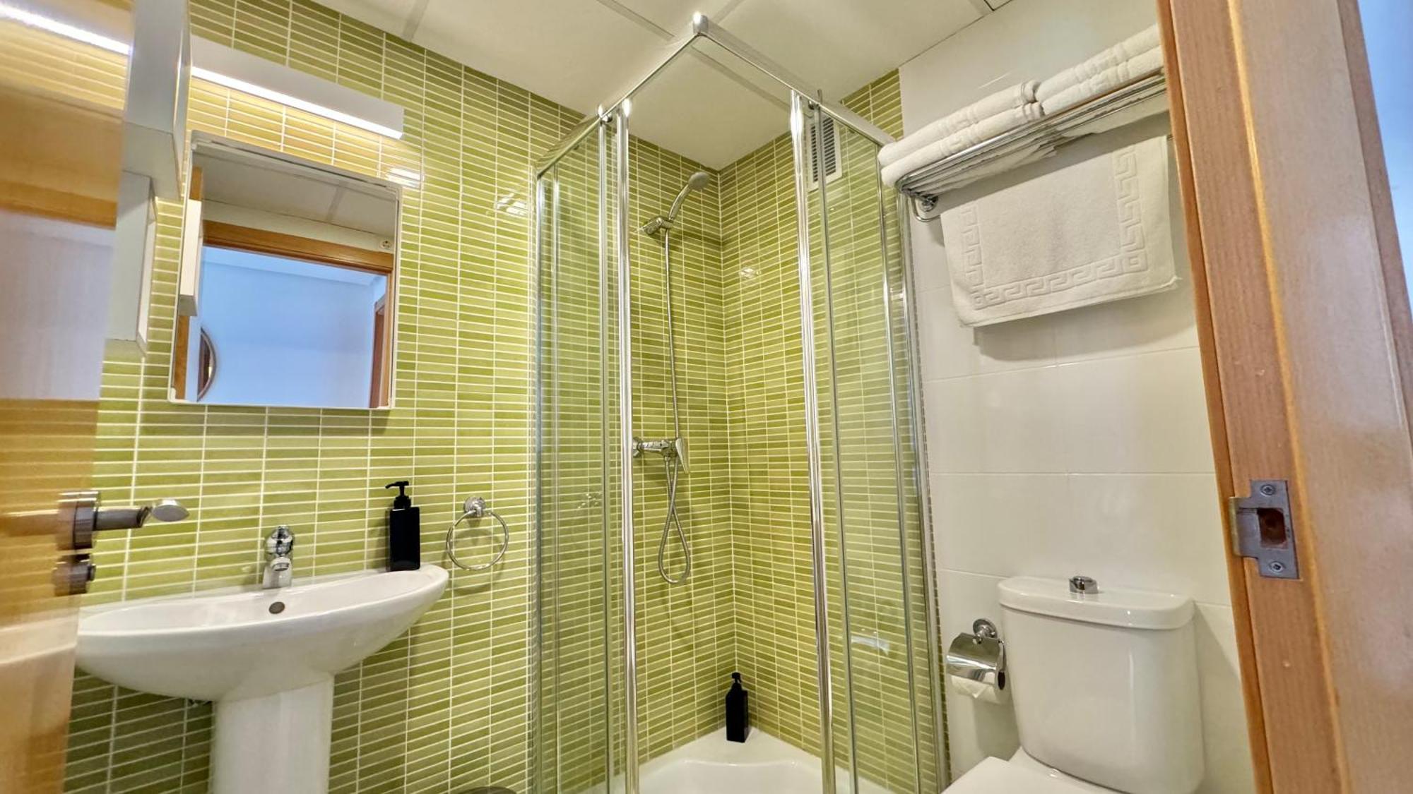 High Rise Apartment On The 39Th Floor With Private Terrace And Sea Views Benidorm Ngoại thất bức ảnh